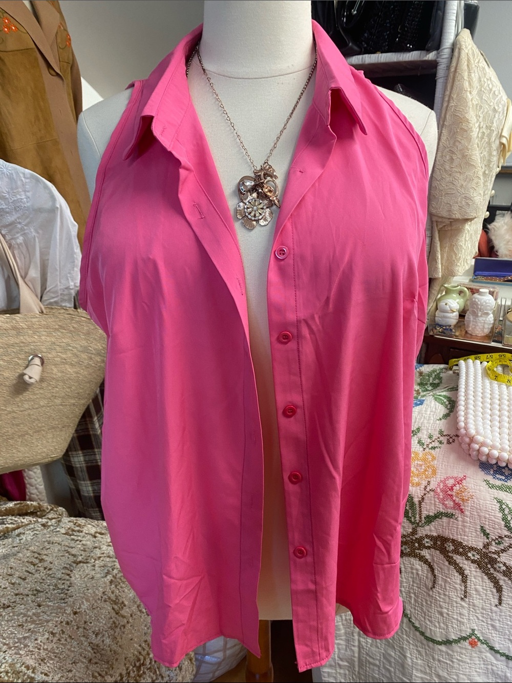 SHEIN Bright Pink Sleeveless Button-Down Shirt 4X